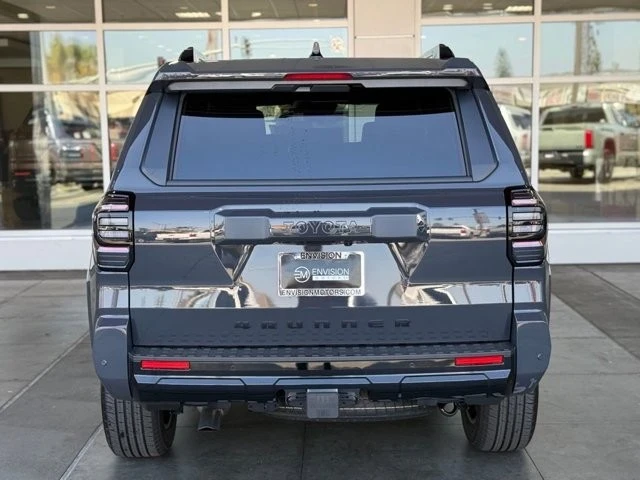 2025 Toyota 4Runner 6th Gen - Image 10 of 12