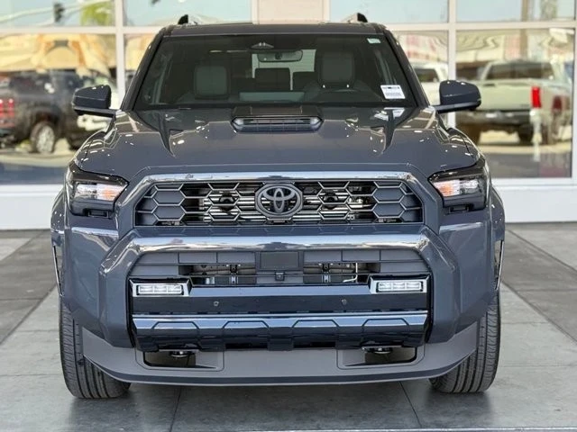 2025 Toyota 4Runner 6th Gen - Image 4 of 12