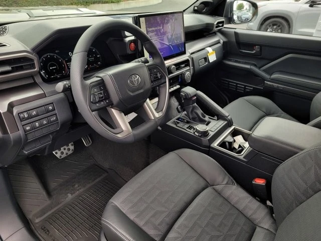 2025 Toyota 4Runner 6th Gen - Image 7 of 12