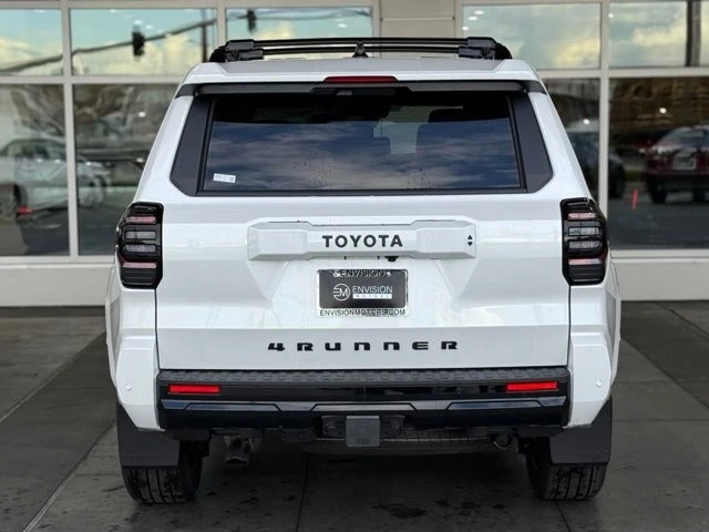 2025 Toyota 4Runner 6th Gen - Image 10 of 12