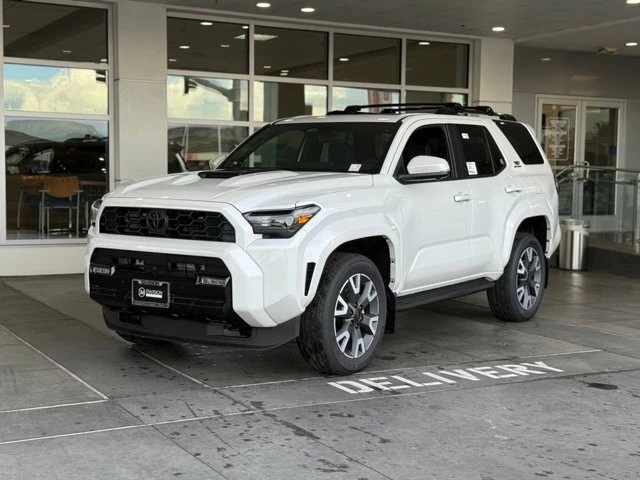 2025 Toyota 4Runner 6th Gen - Image 2 of 12