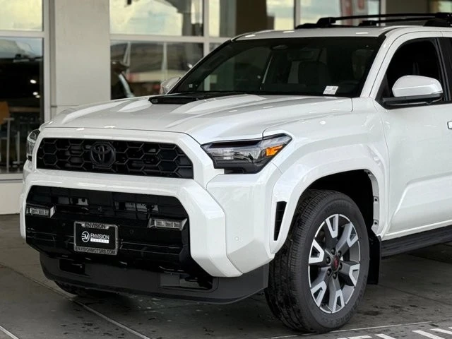 2025 Toyota 4Runner 6th Gen - Image 3 of 12