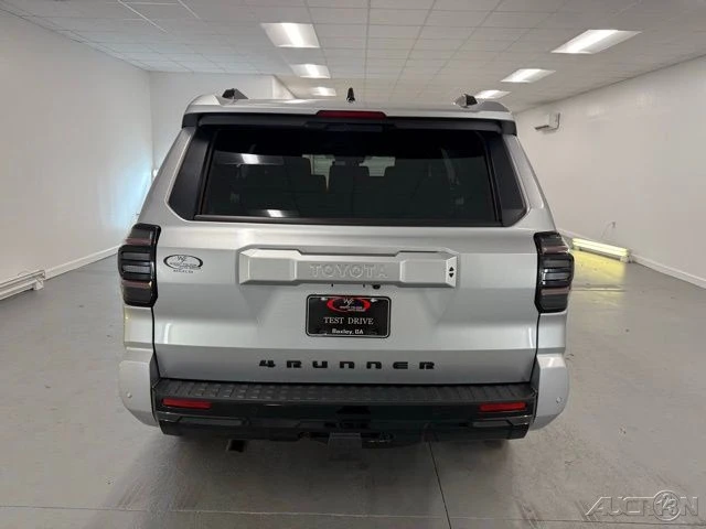2025 Toyota 4Runner 6th Gen - Image 7 of 21