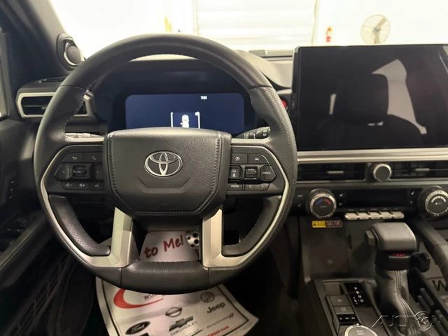 2025 Toyota 4Runner 6th Gen - Image 18 of 21