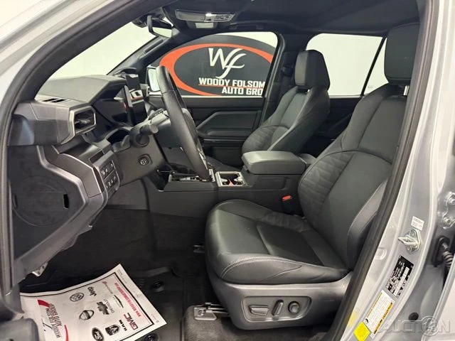 2025 Toyota 4Runner 6th Gen - Image 12 of 21