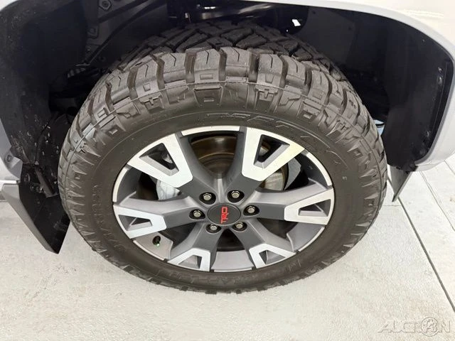 2025 Toyota 4Runner 6th Gen - Image 5 of 21