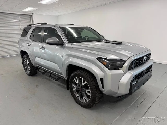 2025 Toyota 4Runner 6th Gen - Image 3 of 21