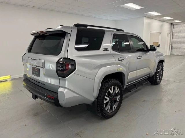 2025 Toyota 4Runner 6th Gen - Image 6 of 21