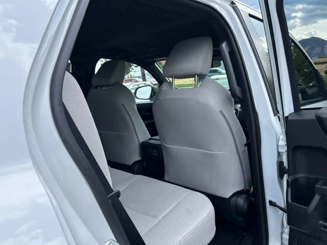 2025 Toyota 4Runner 6th Gen - Image 15 of 20
