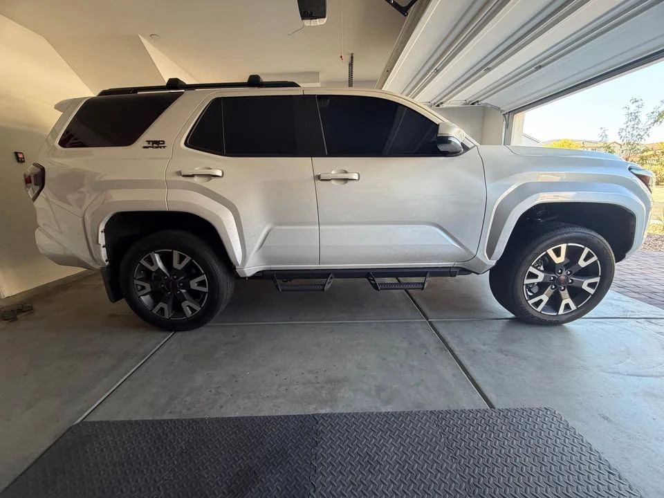 2025 Toyota 4Runner 6th Gen - Image 2 of 8