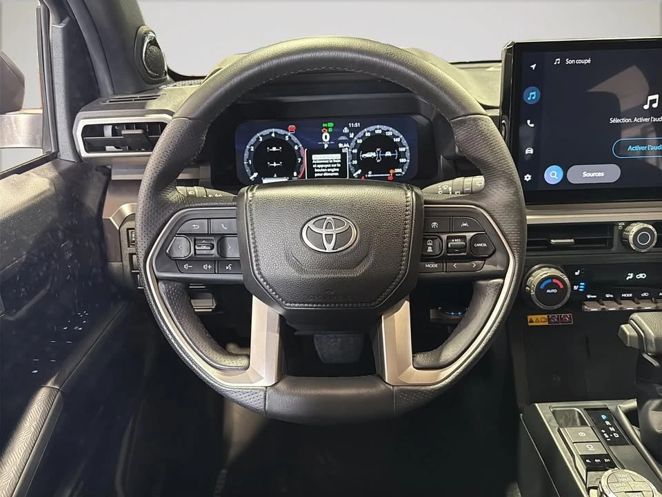 2025 Toyota 4Runner 6th Gen - Image 15 of 19