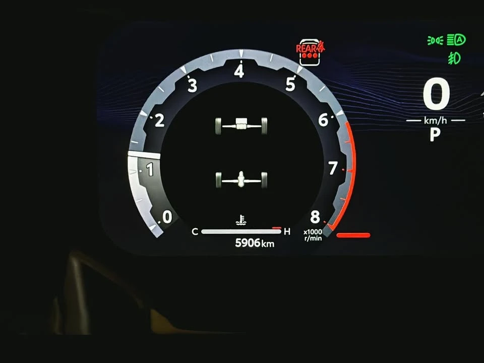 2025 Toyota 4Runner 6th Gen - Image 16 of 19