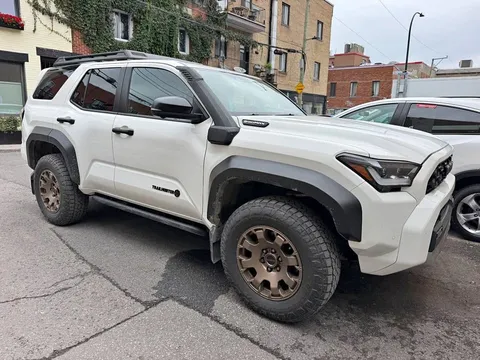 2025 Toyota 4Runner Trailhunter