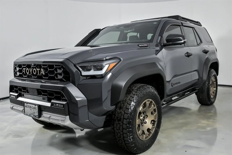 2025 Toyota 4Runner 6th Gen - Image 6 of 21
