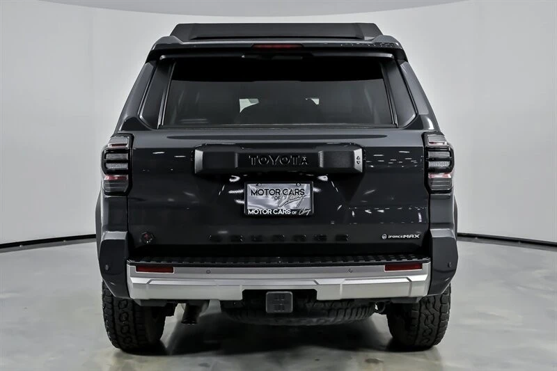 2025 Toyota 4Runner 6th Gen - Image 11 of 21