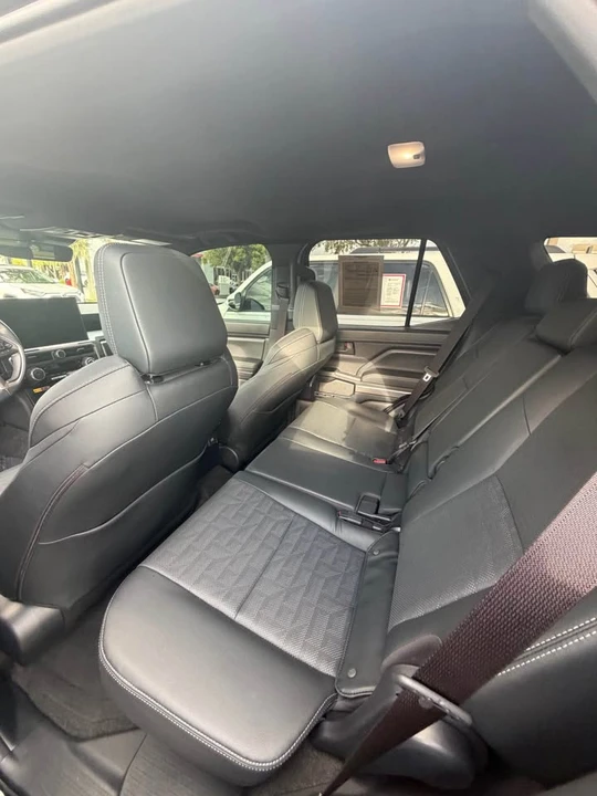 2025 Toyota 4Runner 6th Gen - Image 9 of 9