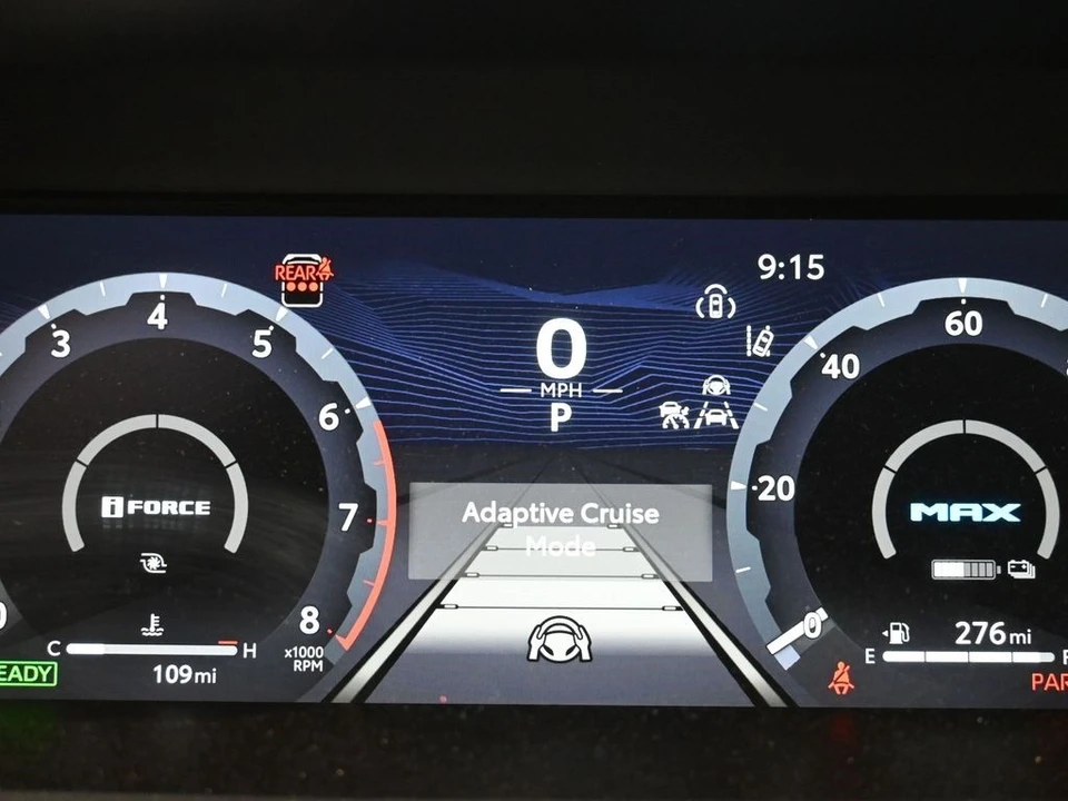2025 Toyota 4Runner 6th Gen - Image 16 of 21