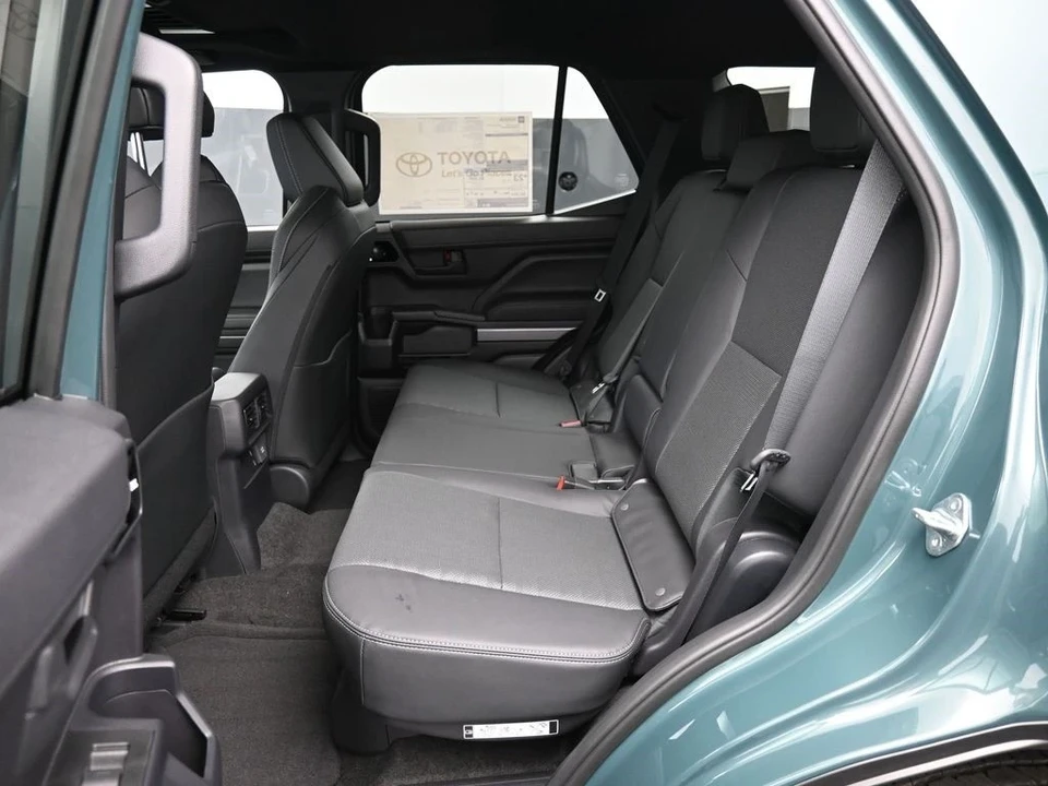2025 Toyota 4Runner 6th Gen - Image 21 of 21