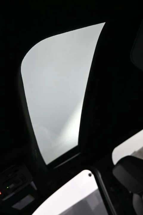 2025 Toyota 4Runner 6th Gen - Image 18 of 21