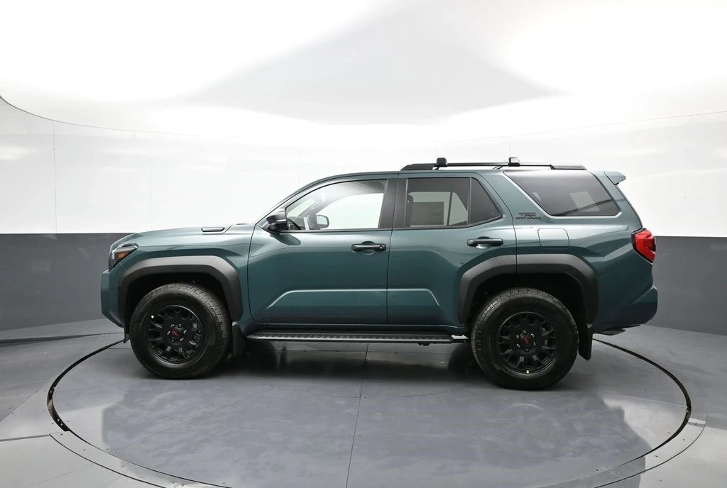 2025 Toyota 4Runner 6th Gen - Image 9 of 21