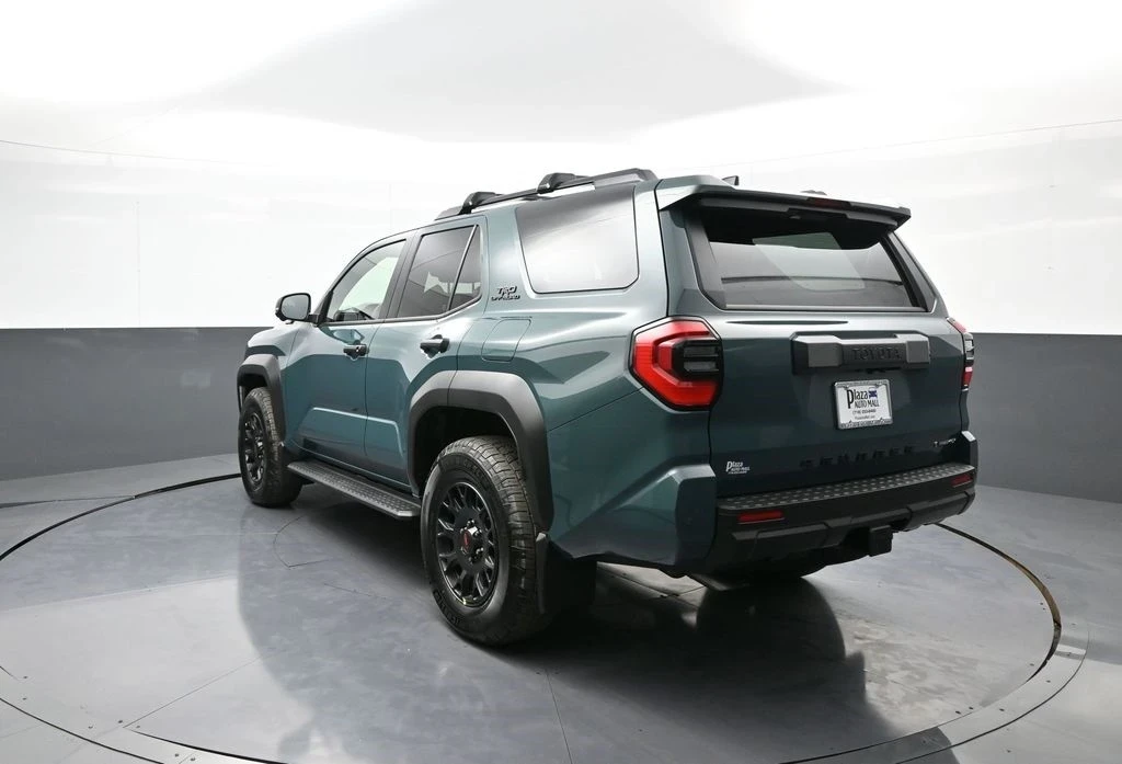 2025 Toyota 4Runner 6th Gen - Image 8 of 21