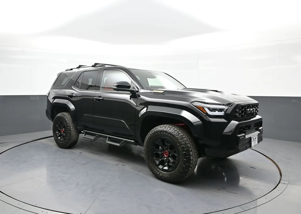 2025 Toyota 4Runner 6th Gen - Image 4 of 12