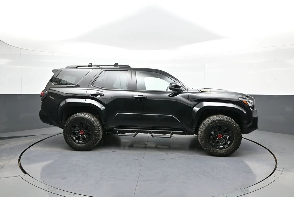2025 Toyota 4Runner 6th Gen - Image 5 of 12