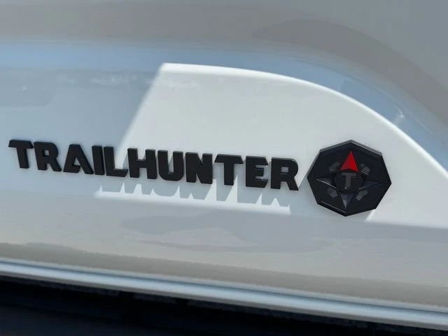 2025 Toyota 4Runner 6th Gen - Image 11 of 20