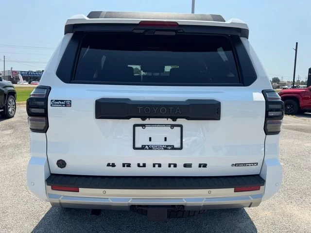 2025 Toyota 4Runner 6th Gen - Image 5 of 20