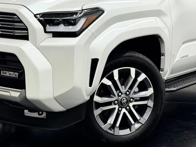 2025 Toyota 4Runner 6th Gen - Image 4 of 12