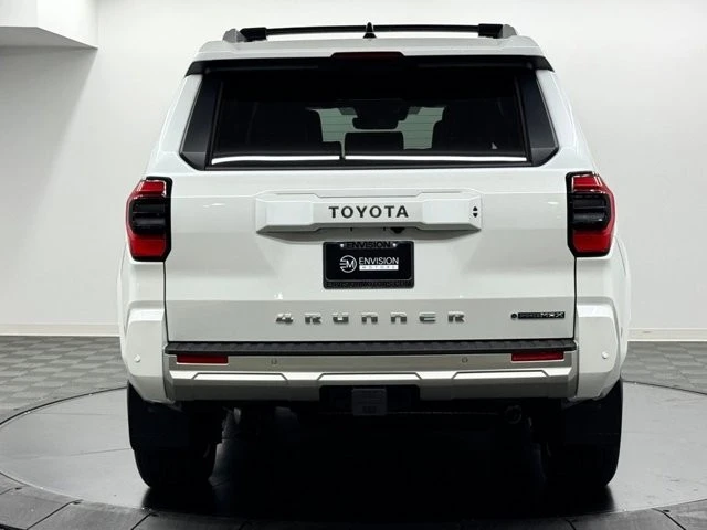 2025 Toyota 4Runner 6th Gen - Image 10 of 12