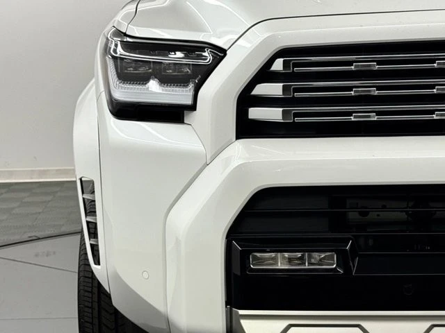 2025 Toyota 4Runner 6th Gen - Image 8 of 12