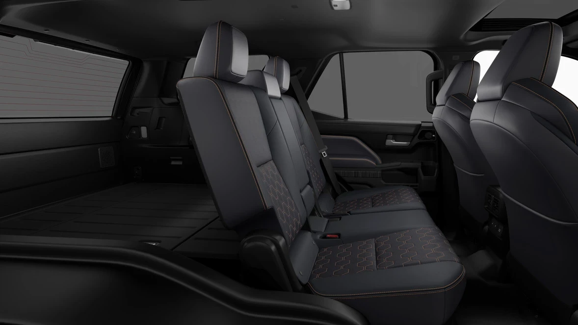 2025 Toyota 4Runner 6th Gen - Image 7 of 8