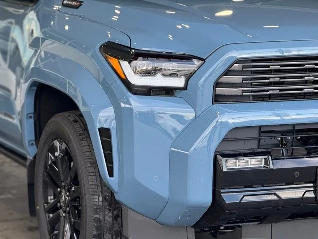 2025 Toyota 4Runner 6th Gen - Image 8 of 12