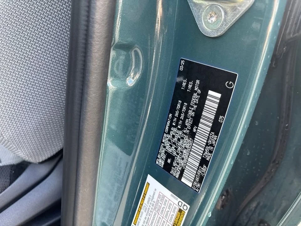 2025 Toyota 4Runner 6th Gen - Image 8 of 12
