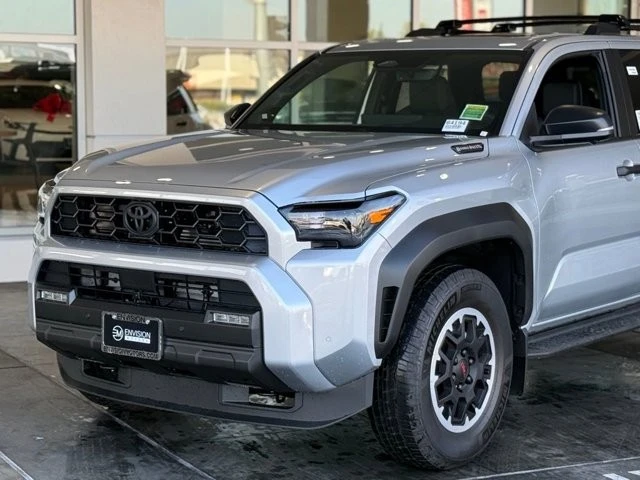2025 Toyota 4Runner 6th Gen - Image 3 of 12