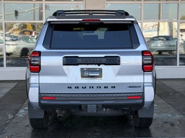 2025 Toyota 4Runner 6th Gen - Image 10 of 12