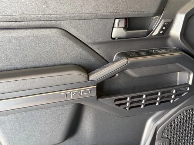 2025 Toyota 4Runner 6th Gen - Image 8 of 12