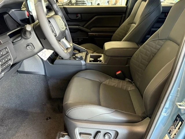 2025 Toyota 4Runner 6th Gen - Image 10 of 12