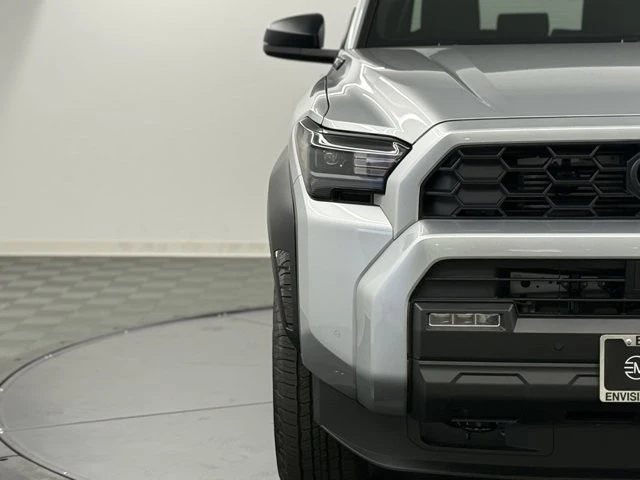 2025 Toyota 4Runner 6th Gen - Image 4 of 12