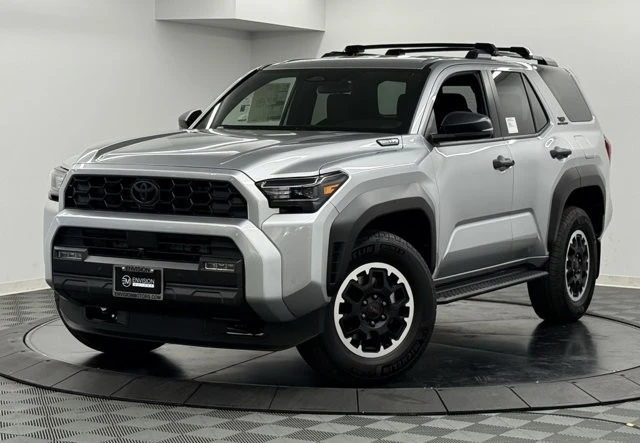 2025 Toyota 4Runner 6th Gen - Image 2 of 12