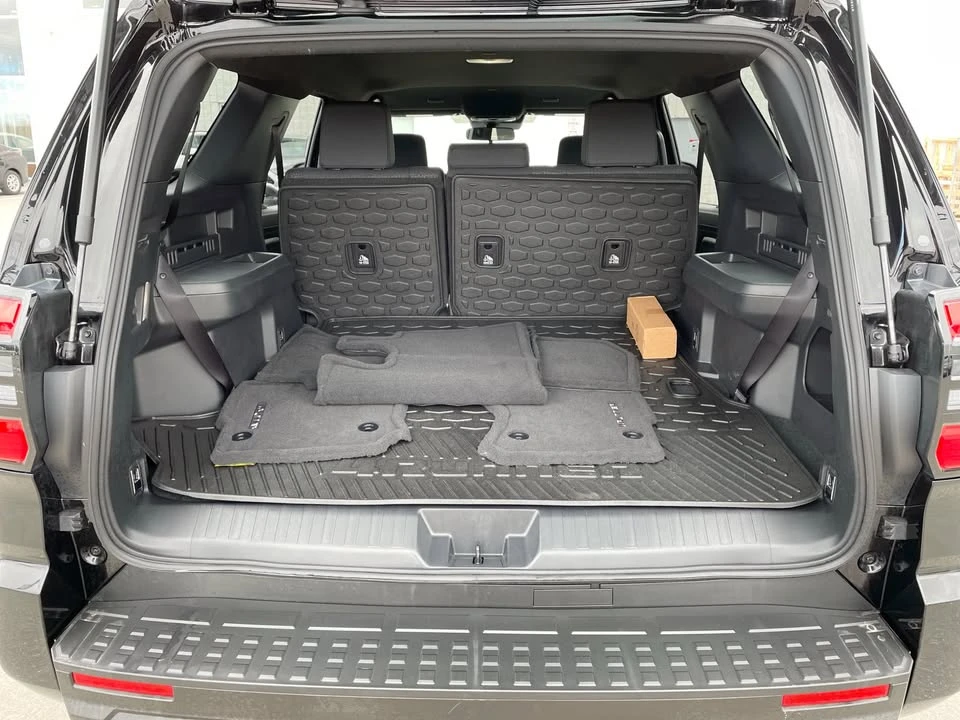2025 Toyota 4Runner 6th Gen - Image 7 of 16