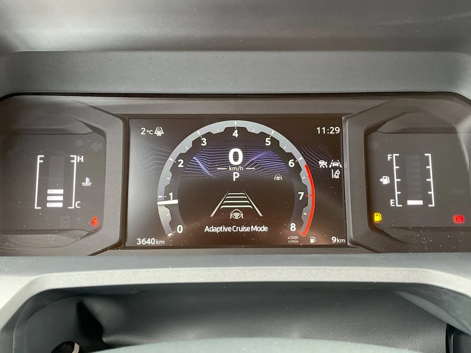2025 Toyota 4Runner 6th Gen - Image 12 of 16