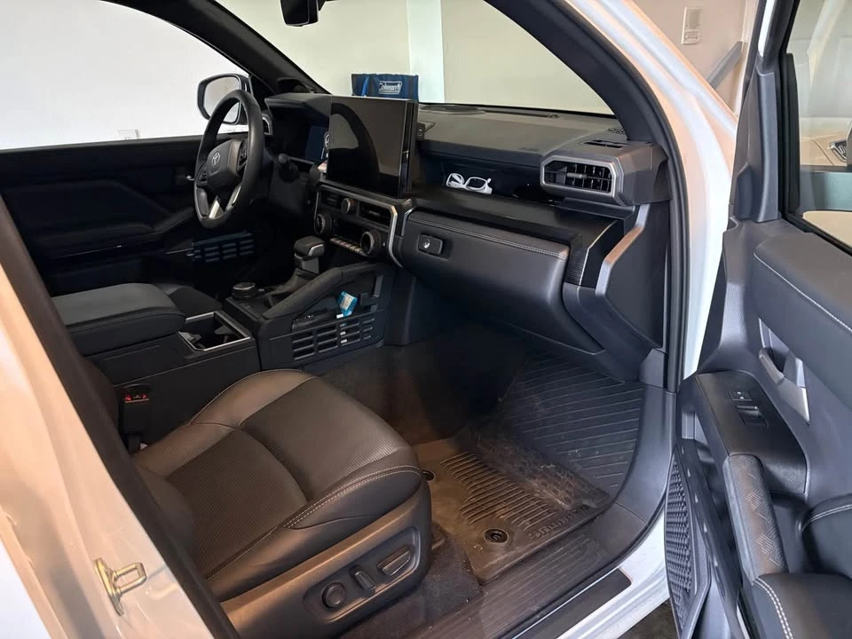 2025 Toyota 4Runner 6th Gen - Image 7 of 8