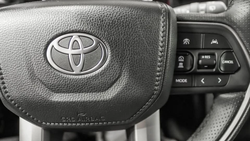 2025 Toyota 4Runner 6th Gen - Image 15 of 15