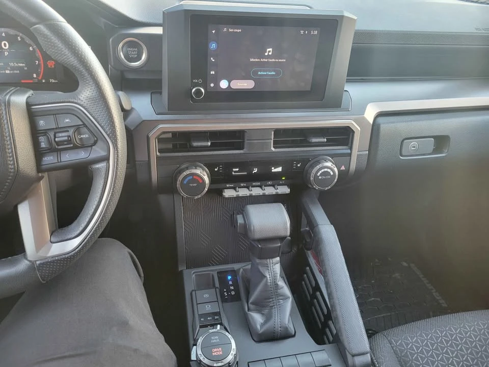 2025 Toyota 4Runner 6th Gen - Image 14 of 16