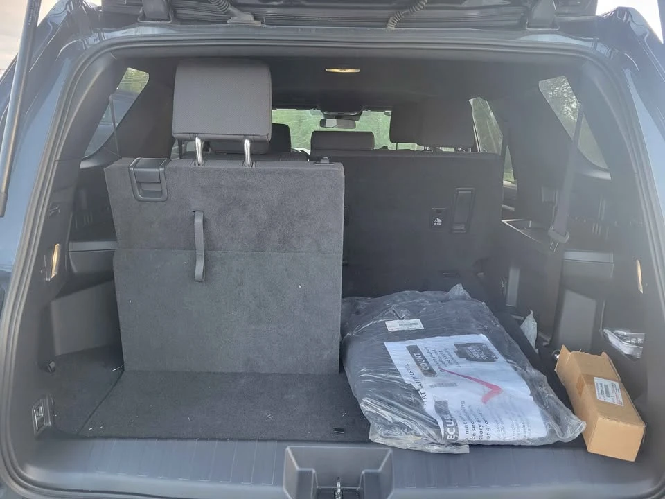 2025 Toyota 4Runner 6th Gen - Image 11 of 16