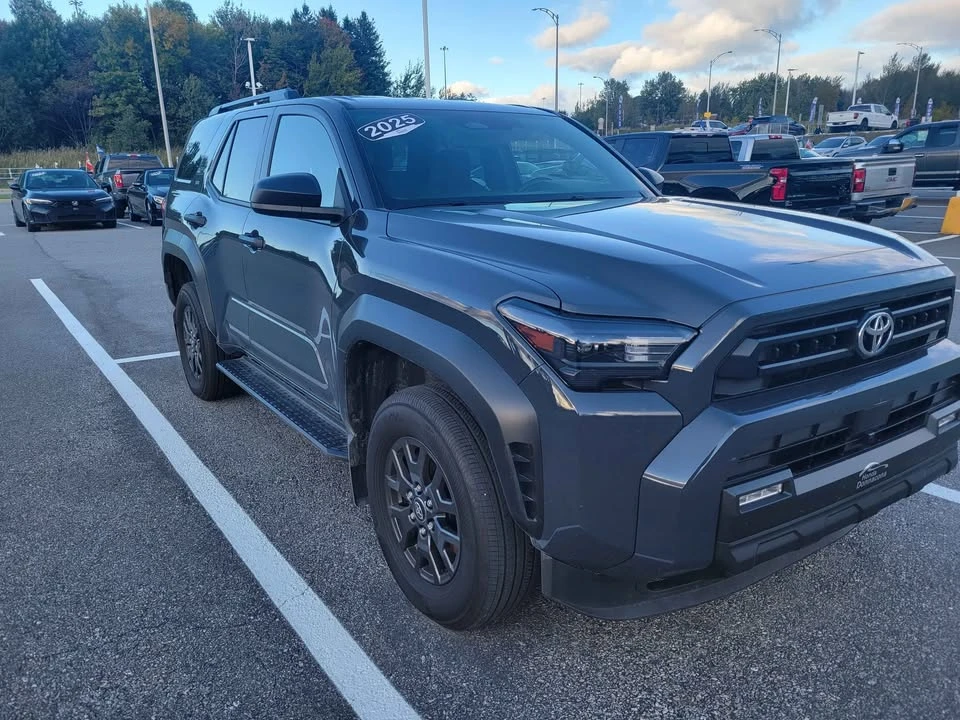 2025 Toyota 4Runner 6th Gen - Image 7 of 16