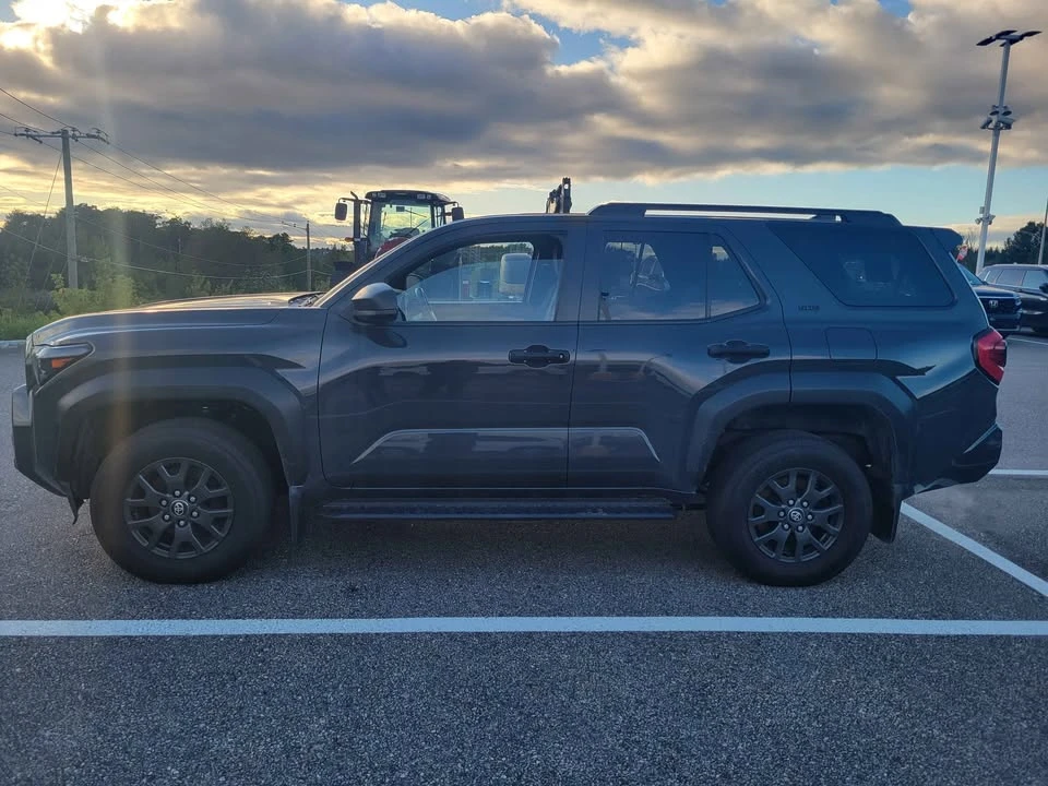 2025 Toyota 4Runner 6th Gen - Image 2 of 16
