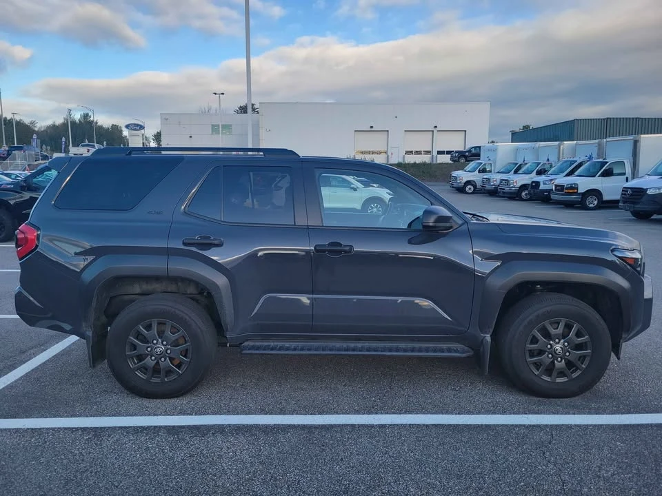 2025 Toyota 4Runner 6th Gen - Image 6 of 16